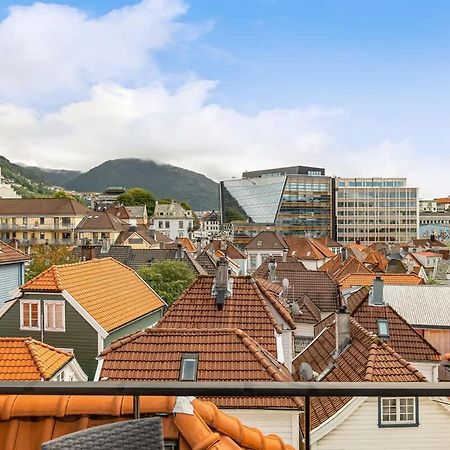Dinbnb Apartments I Historical Two-Floor Apartment With Rooftop Panorama I 1645 Heritage Bergen Extérieur photo