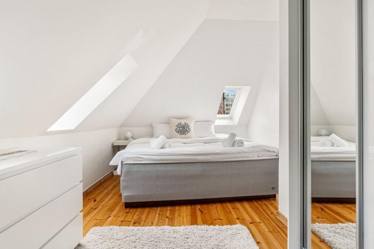 Dinbnb Apartments I Historical Two-Floor Apartment With Rooftop Panorama I 1645 Heritage Bergen Extérieur photo